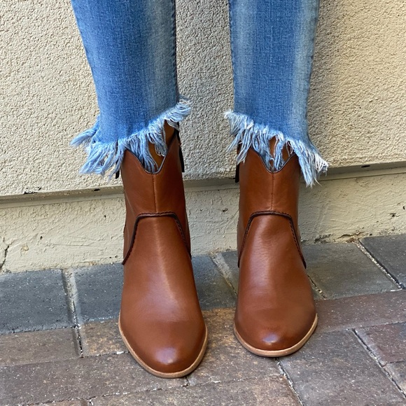 Bass Whiskey Genuine Leather Distressed Boots - Picture 3 of 12